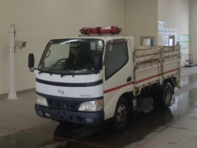 Hino DUTRO