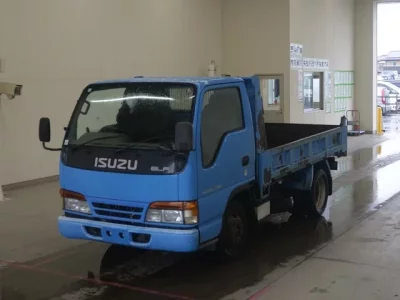 Isuzu ELF