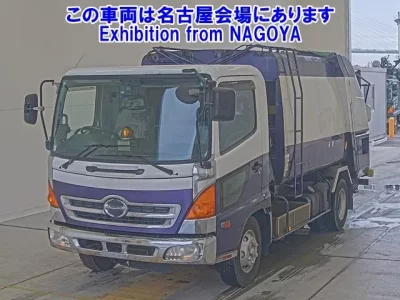 Hino TRUCK