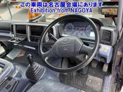 Hino TRUCK