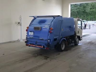 Isuzu ELF