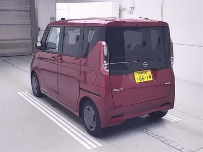 Nissan ROOX