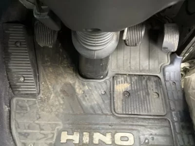 Hino TRUCK