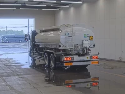 Hino TRUCK
