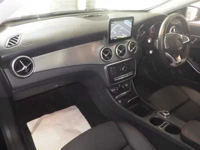 Mercedes-Benz CLA CLASS