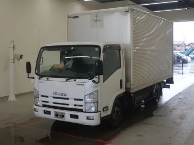 Isuzu ELF