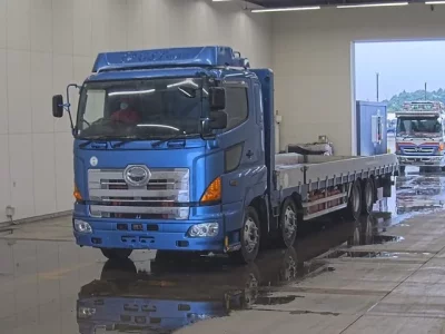 Hino TRUCK