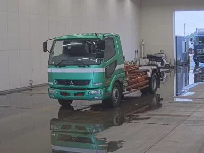 Mitsubishi FUSO FIGHTER