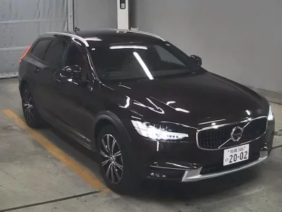 Volvo V90