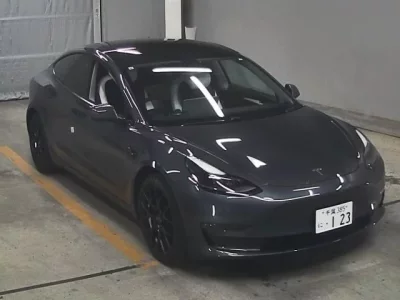 Tesla MODEL3