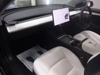 Tesla MODEL3