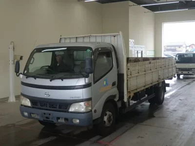 Hino DUTRO