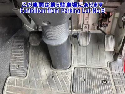 Hino TRUCK