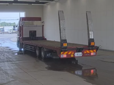 Hino TRUCK