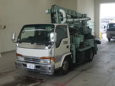 Isuzu ELF