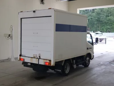 Hino DUTRO
