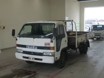 Isuzu ELF
