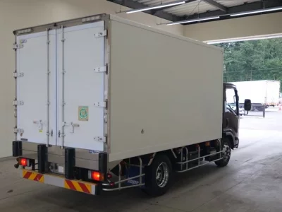 Isuzu ELF