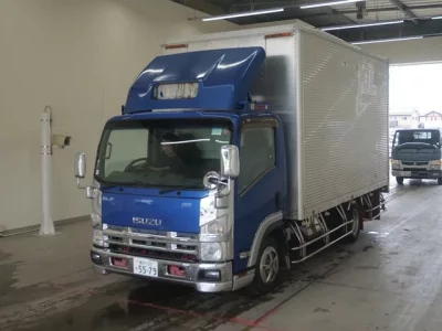 Isuzu ELF