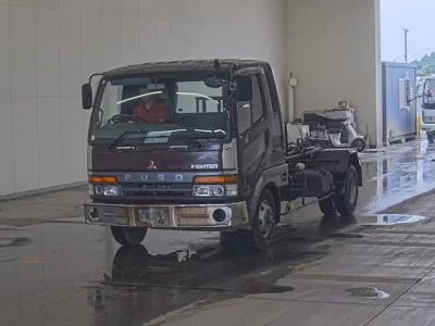 Mitsubishi FUSO FIGHTER