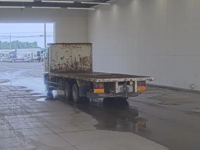 Hino TRUCK