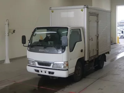 Isuzu ELF