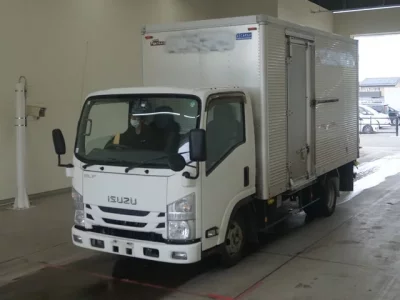 Isuzu ELF