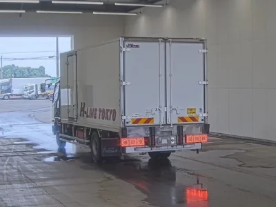 Mitsubishi FUSO FIGHTER
