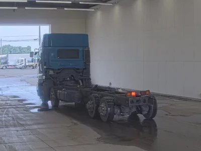 Hino TRUCK