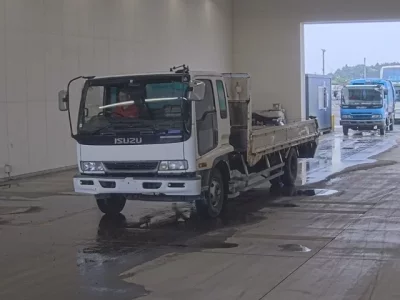 Isuzu FORWARD