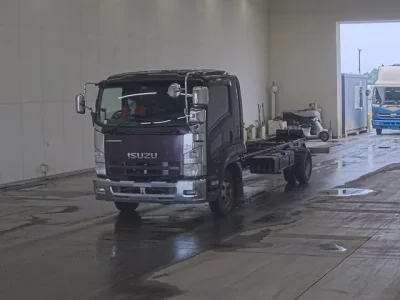 Isuzu FORWARD