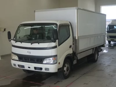 Hino DUTRO