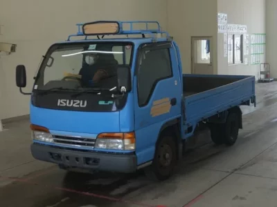 Isuzu ELF