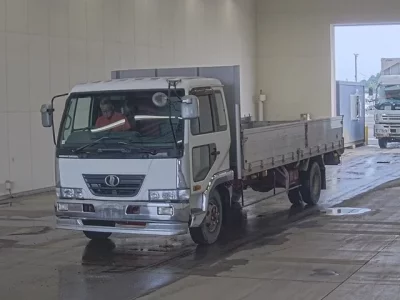 Nissan UD SERIES