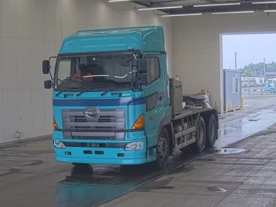 Hino TRUCK