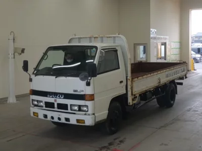 Isuzu ELF