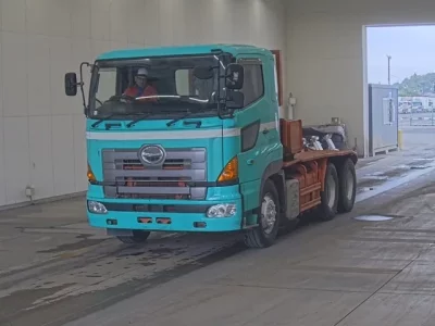 Hino TRUCK