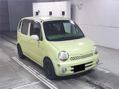 Daihatsu MOVE LATTE