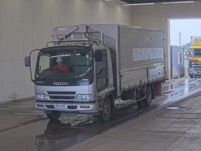 Isuzu FORWARD