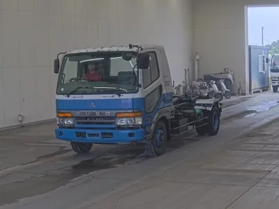 Mitsubishi FUSO FIGHTER