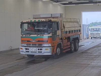 Hino TRUCK