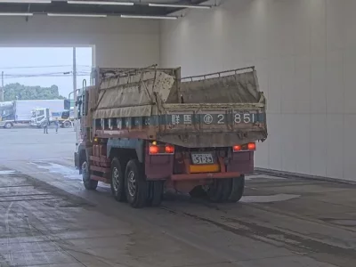 Hino TRUCK