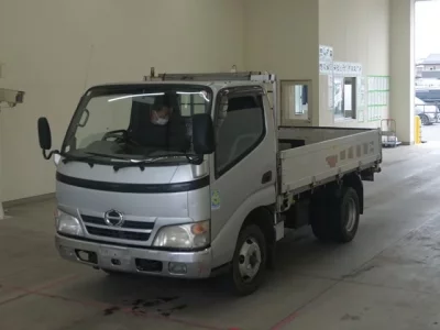 Hino DUTRO