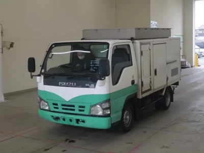Isuzu ELF