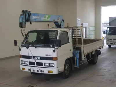 Isuzu ELF