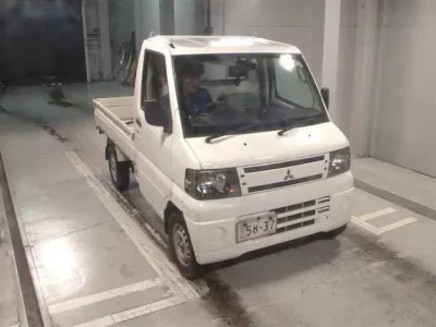 Mitsubishi MINICAB TRUCK