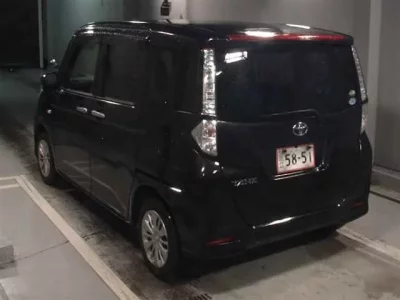 Toyota TANK