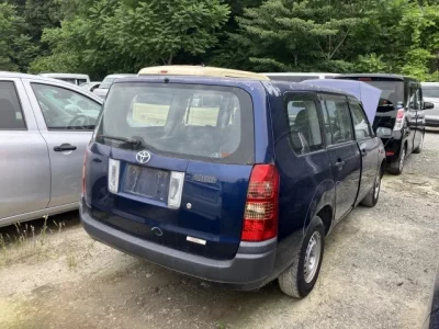 Toyota SUCCEED