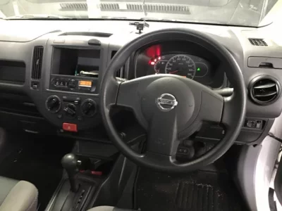 Nissan AD