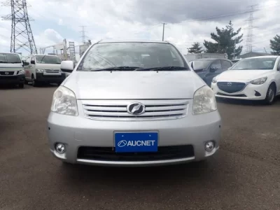 Toyota RAUM